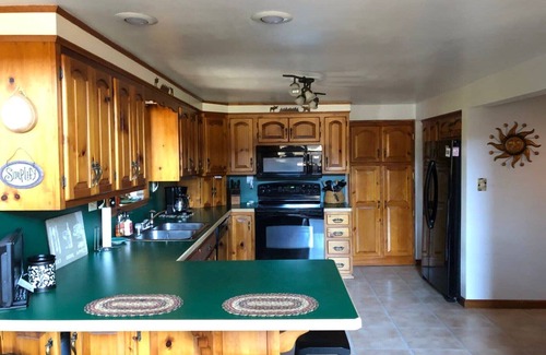 Northville Casa | RIVERSWAY / ADK A Frame 2 habitaciones con cocina completa.