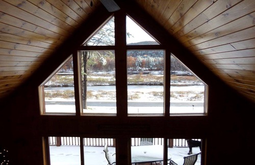 Northville Casa | RIVERSWAY / ADK A Frame 2 habitaciones con cocina completa.