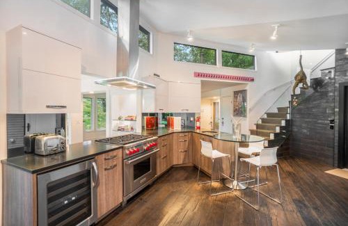 Saugatuck Casa | On the Riverfront