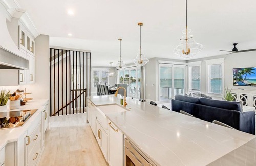 Bradenton Beach Casa | On the Rocks by AMI Locals
