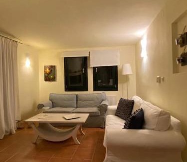 Afissos Casa | On the Rocks Myrto