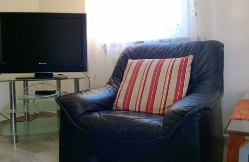 Meiderich Apartamento | On the Ruhr with private entrance (pet-friendly)