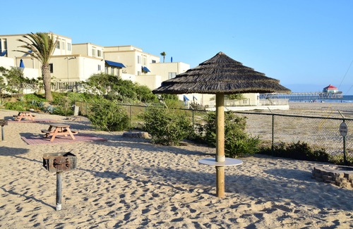 Huntington Beach Condominio | On the Sand - Oceanfront - Dream Location
