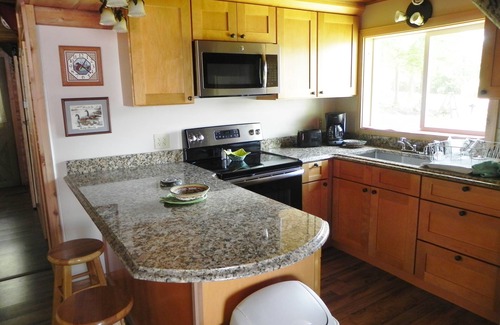 Russellville Cabina | Alquiler de vacaciones Lake Dardanelle Lakefront Cabin