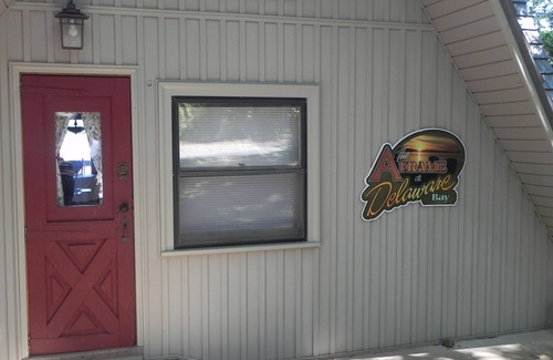 Russellville Cabina | Alquiler de vacaciones Lake Dardanelle Lakefront Cabin