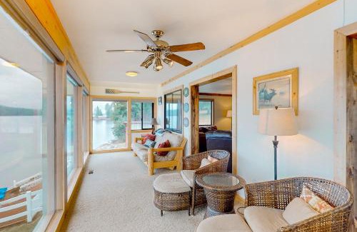 Bonner County Casa | On the Shoreline