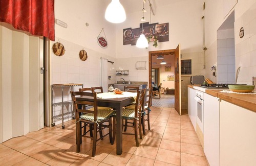 Milo Casa | On the slopes of Mount Etna, this historic house in Milo welcomes you.