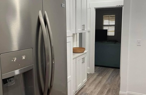 Emerald Isle Apartamento | On The Sound with private dock