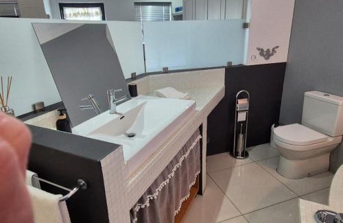 Riebeek Kasteel Casa | On The Square Accommodation