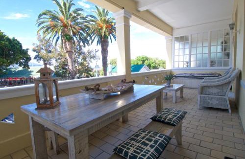 Redhill Apartamento | On The Square Luxury Apartment