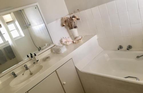 Redhill Apartamento | On The Square Luxury Apartment