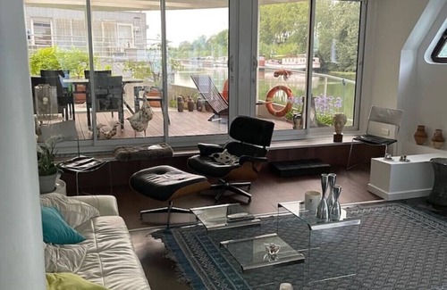 Neuilly-sur-Seine Alquiler De Eote | On the water to the Olympic Games
