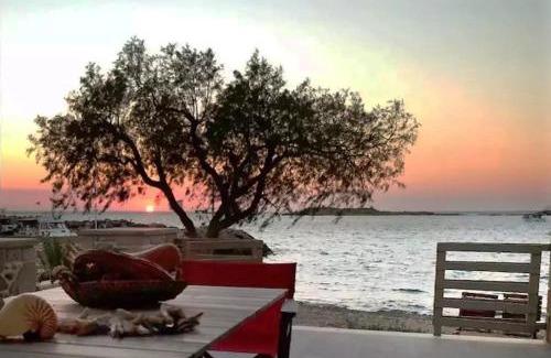 Limeniskos Apartamento | On the water lodging 1