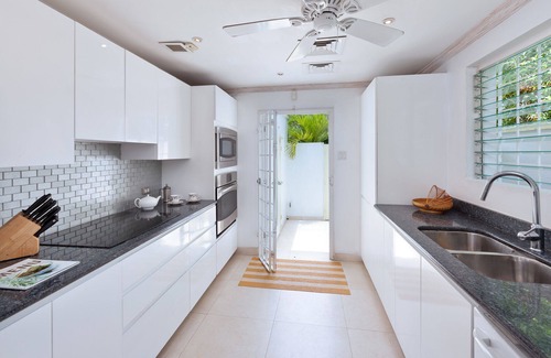 Mullins Villa | On The Water's Edge - Easy Reach (2 bed)