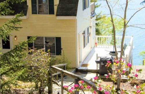 Harpswell Casa | On Top of the Sea North Harpswell House