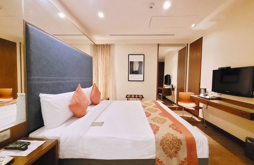Nana Hotel | On8 Sukhumvit Nana Bangkok by Compass Hospitality