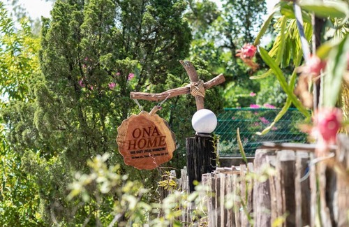 Huong Thuy Casa | ONA HOME - Entire Hue-styled garden house nearby a pine hill