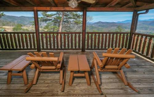 Sevierville Villa | Once Upon A View