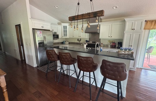 Silver Springs Casa | Once Upon Our Farm is a 3 bed/2 bath country pool home. Relaxation? Book Now!