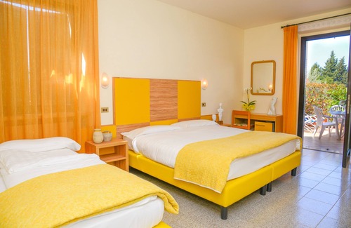Torri del Benaco Hotel | Onda