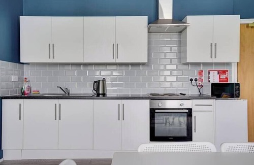 Berwick-upon-Tweed Apartamento | One Bed Apartment - Homesly Guest Room