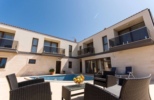Veliki Drvenik Apartamento | Apartamento de una habitación con terraza y vista al mar Drvenik Veliki, Drvenik (A-16377-d)