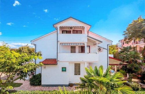 Vantacici Apartamento | One bedroom apartment with terrace and sea view Vantačići, Krk (A-5313-a)