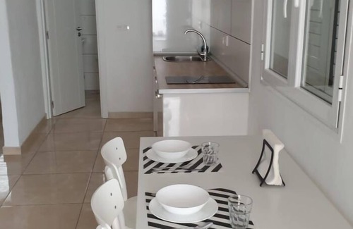 Teguise Apartamento | Apartamento Superior con terraza comedor exterior y vistas jardin.