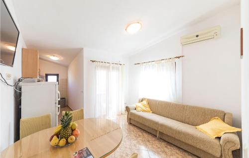 Okrug Donji Apartamento | One-Bedroom Apartment In Okrug Donji