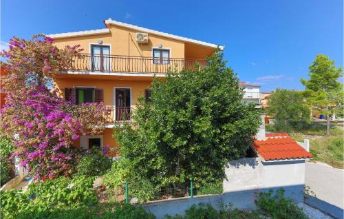 Okrug Donji Apartamento | One-Bedroom Apartment In Okrug Donji