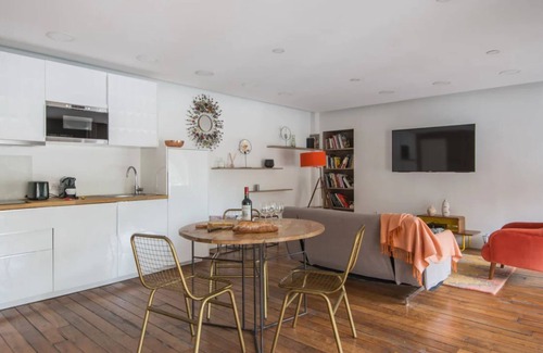 Saint-Germain-l'Auxerrois Casa | One bedroom apartment in front of Louvre