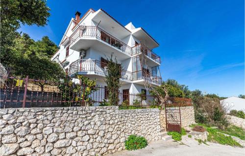 Seget Donji Apartamento | One-Bedroom Apartment In Seget Donji