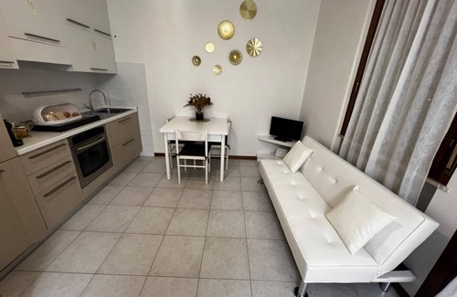 Borgo Roma Apartamento | Apartamento-Balcón-Baño Privado