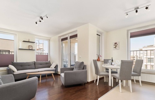 Fabryczna Apartamento | One Bedroom Apartment Wrocław Al. Architektów