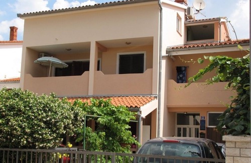 Valbandon Apartamento | Apartamento de una habitación con un balcon Valbandon, Fazana (A-7355-b)