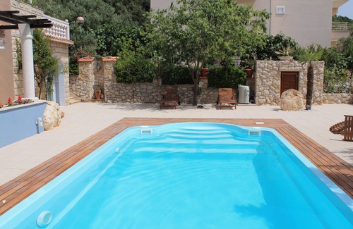 Tucepi Apartamento | Apartamento de una habitación con terraza y vista al mar Tucepi, Makarska (A-6817-b)