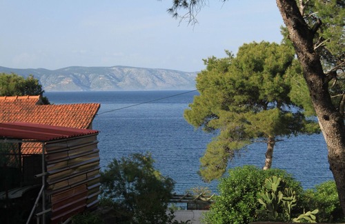Island Hvar Apartamento | Apartamento de una habitación con terraza y vista al mar Jelsa, Hvar (A-8751-a)