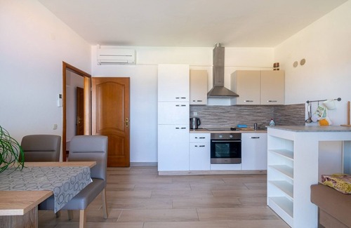 Lun Apartamento | Apartamento de una habitación con terraza y vista al mar Lun, Pag (A-19358-b)