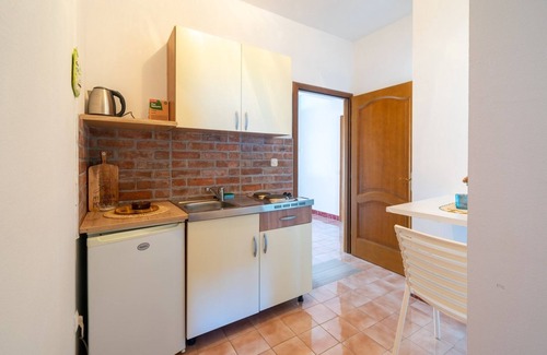 Lun Apartamento | Apartamento de una habitación con terraza y vista al mar Lun, Pag (A-19358-d)