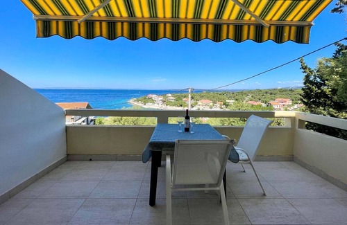 Lun Apartamento | Apartamento de una habitación con terraza y vista al mar Lun, Pag (A-19358-d)