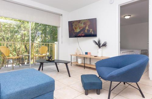 Edgewater Apartamento | One Bedroom Apartment - with Parking & Balcony - Heart of Wynwood