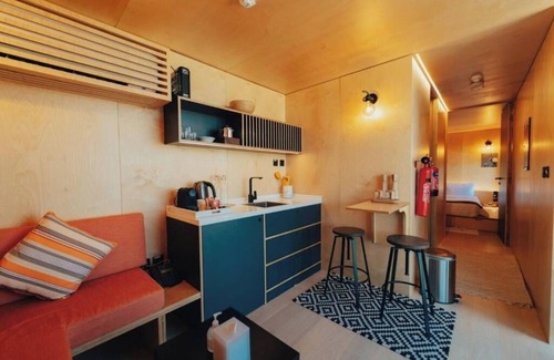 Al Mirfa Cabina | One Bedroom Cabin Near Al Mugheirah Bay Abu Dhabi