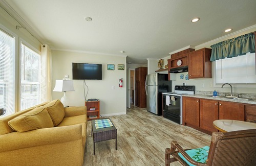 Homosassa Cabaña | One bedroom cottage on the Homosassa River!