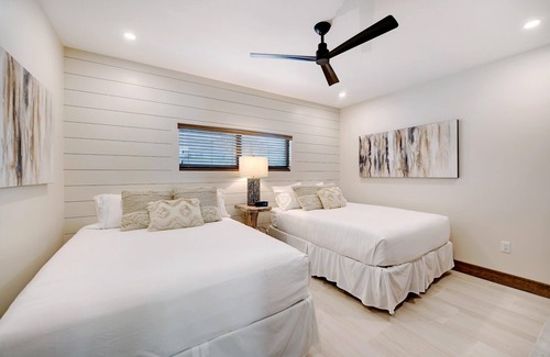 Holmes Beach Complejo | SU PROPIA SUITE DE SANDCASTLE en Bali Hai Beach Resort