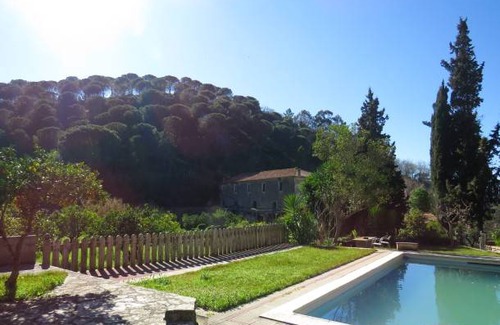 Sao Joao Batista Casa | One bedroom house with lake view, shared pool and furnished garden at Porto de Mós