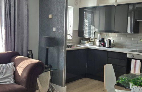 Stoke Mandeville Casa | One Bedroom House