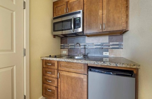 Tahoe Meadows Complejo | ONE BEDROOM LAKE VIEW @Hilton Vacation Club Lake Tahoe Resort South