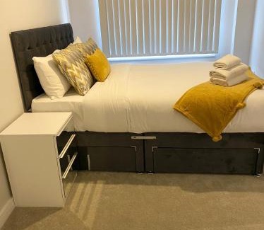 Luton Apartamento | One-bedroom manitri apartment
