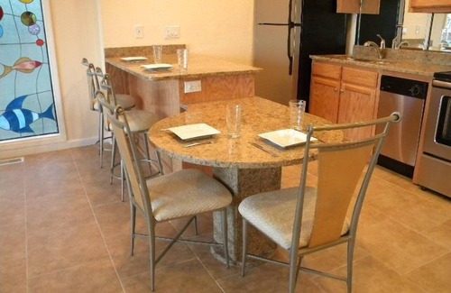 Osage Beach Villa | Un dormitorio / mascota amable / frente al mar