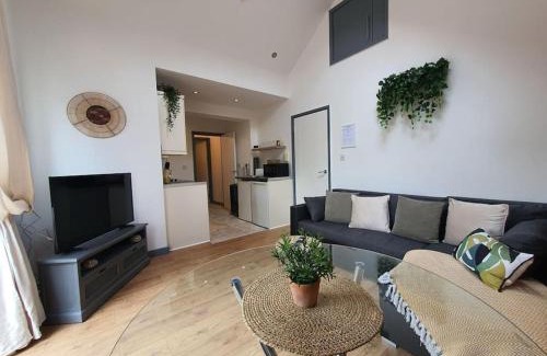 Roath Apartamento | One Bedroom Private Garden Apartment BY PROPERTY PROMISE